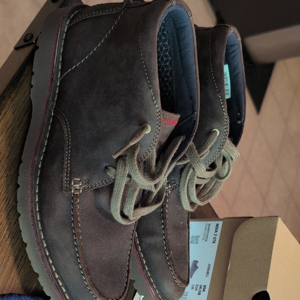 Clarks Men's Chocolate Brown Suede Boots